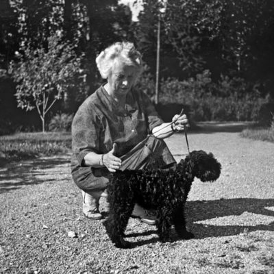 Eva Corander esittää kerrypennun